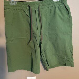 lululemon men’s bowline short *8”